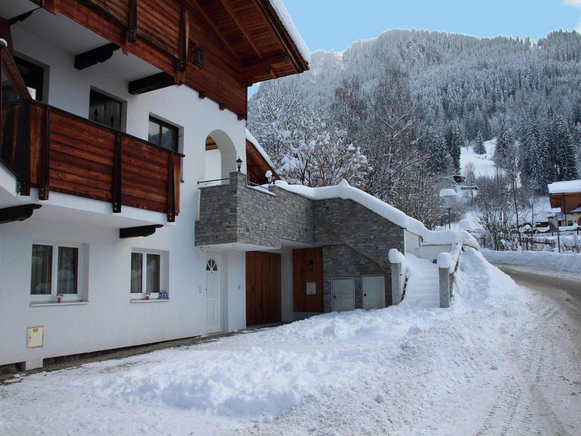 Apartment Near The Hahnenkamm Cable Car Kitzbühel Exterior foto