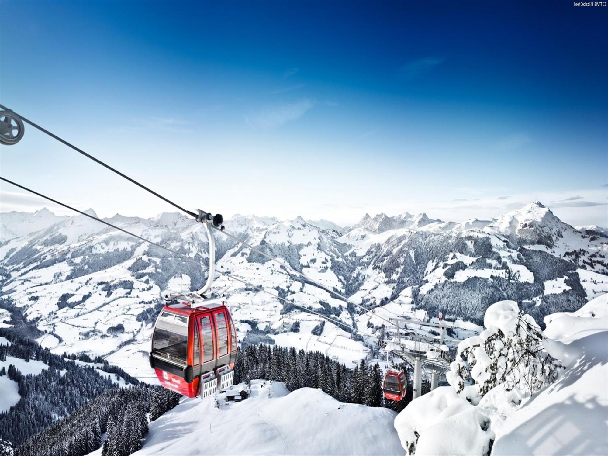 Apartment Near The Hahnenkamm Cable Car Kitzbühel Exterior foto